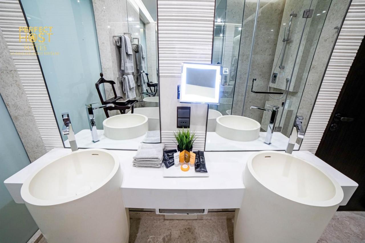 Ph Suites At Pavilion Bukit Bintang Kuala Lumpur Dış mekan fotoğraf Bathroom